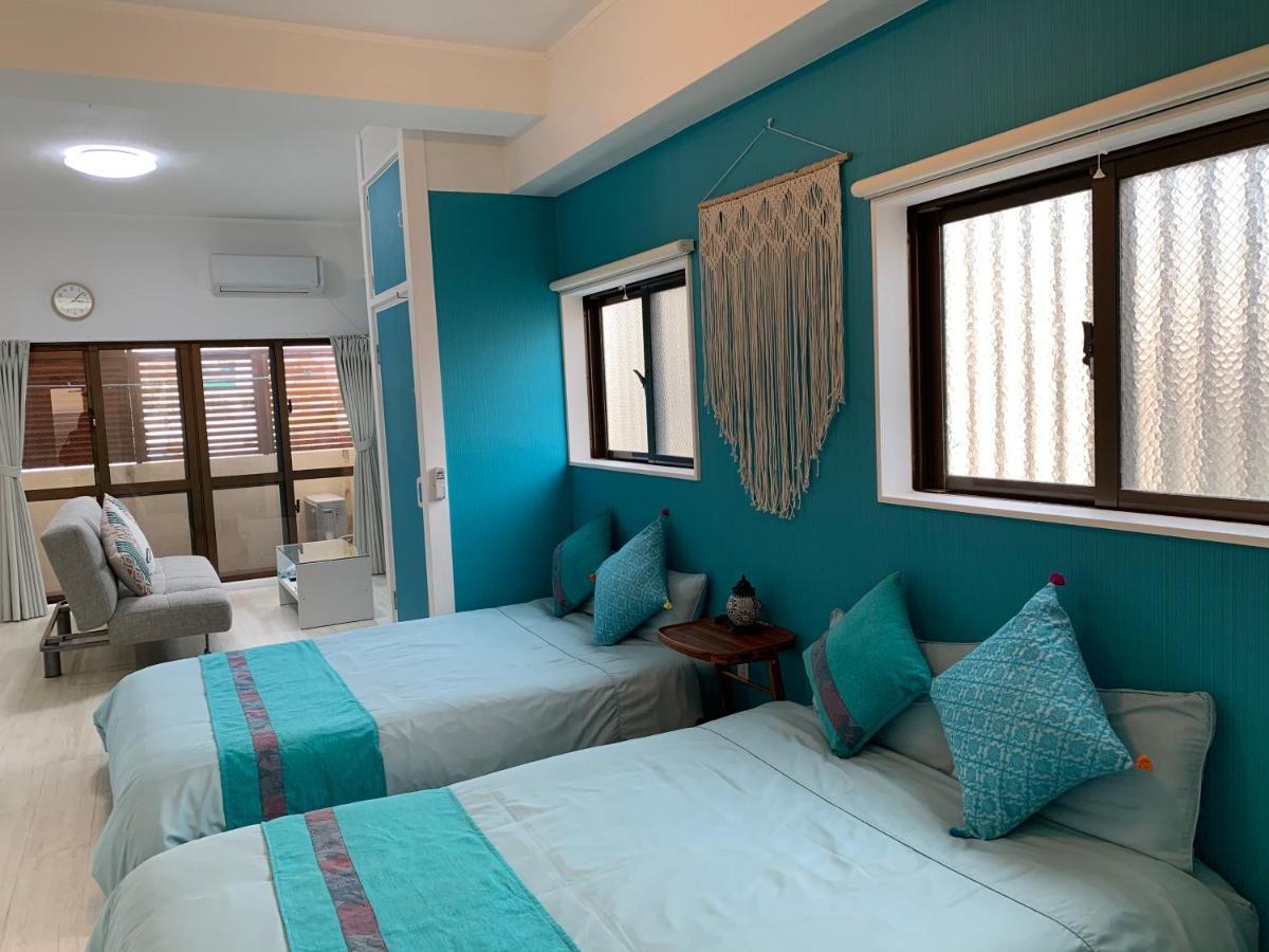 Maximum Of 21 People Can Be Rented In One Building 3 Minutes Walk To Tomari Port 10 Minutes Drive To The Airport No Parking Lot 30 Seconds Walk From Paid Parking Lot Warayunso Port City May Naha Exterior foto